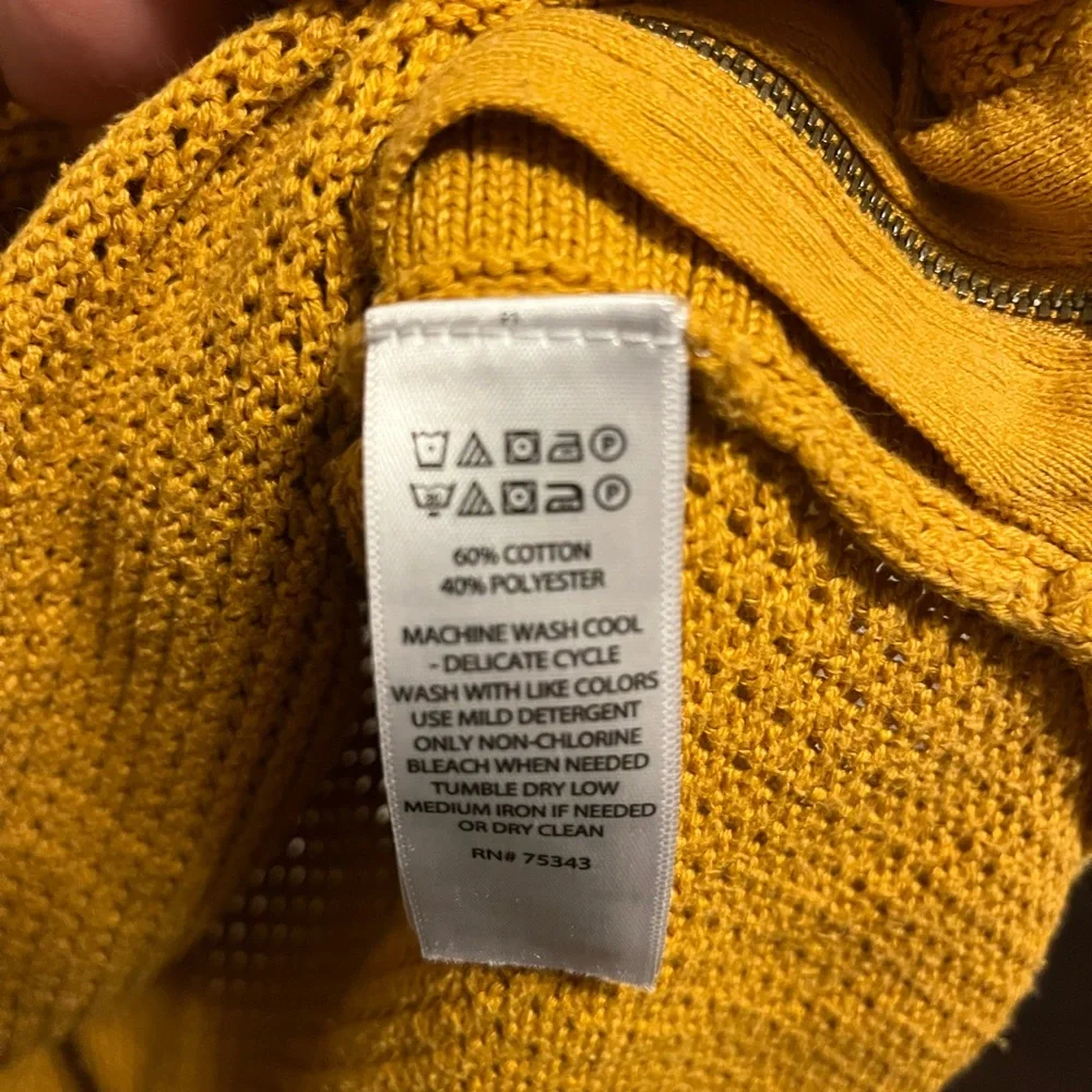 AKINI Dark Yellow Crewneck Cotton Blend Sweater With‎ Side Zip Size M